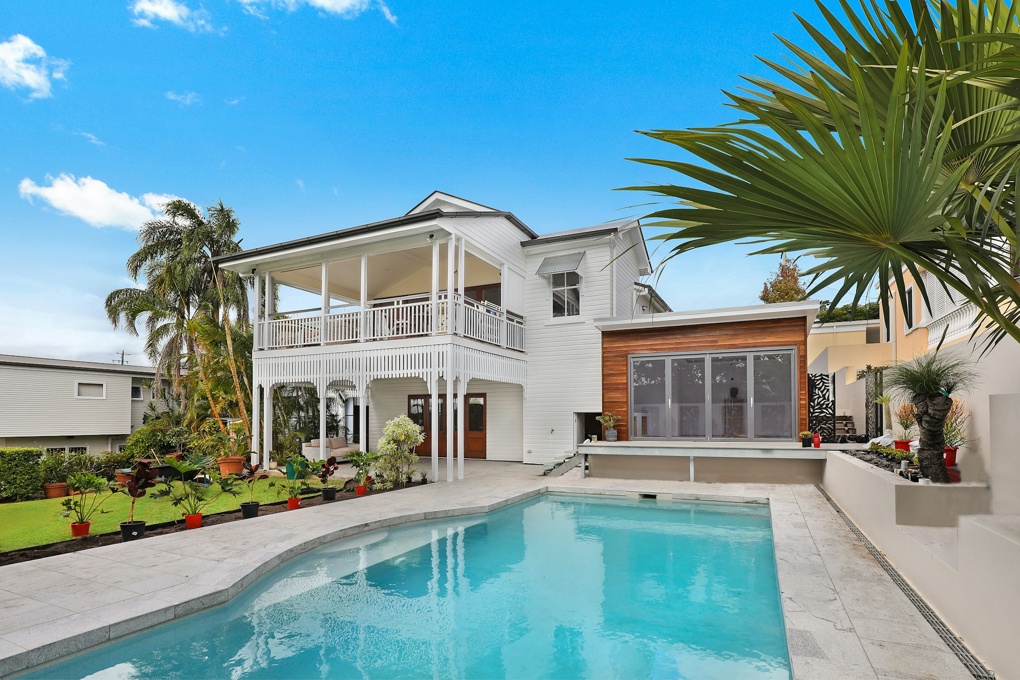 Casa em Jauá com piscina e vista pro mar